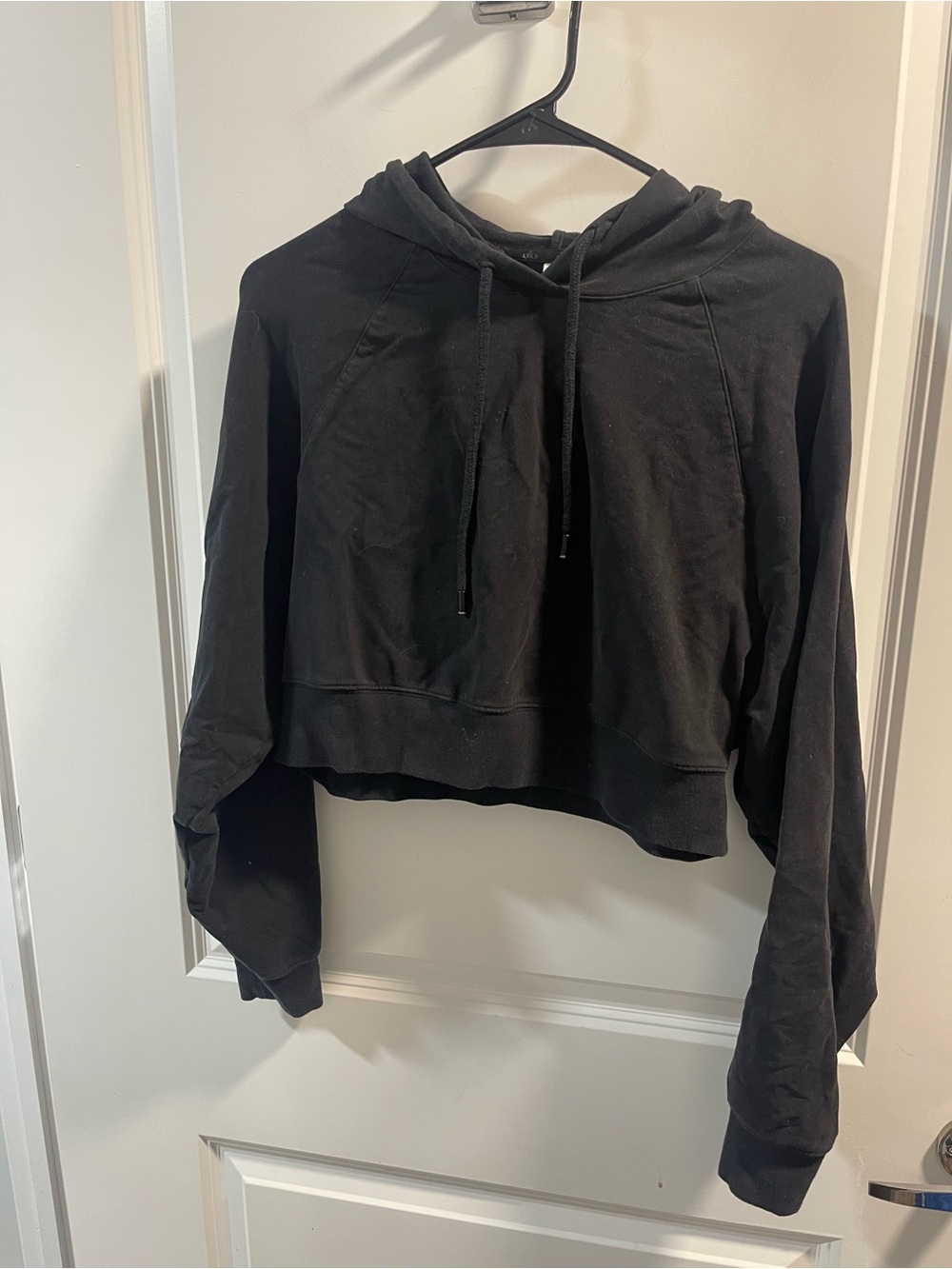 ALO Yoga Black Cropped Hoodie Sweatshirt